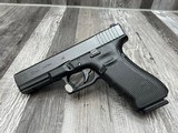 GLOCK G22 GEN 4 .40 S&W - 1 of 3