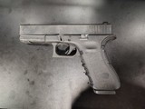 GLOCK G22 GEN 3 .40 S&W - 1 of 2