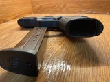 SMITH & WESSON M&P9 9MM LUGER (9x19 PARA) - 2 of 3