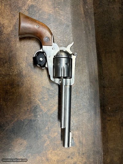 RUGER NEW MODEL BLACKHAWK .357 MAG