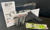 SMITH & WESSON M&P9 SHIELD EZ M2.0 9MM LUGER (9X19 PARA) - 2 of 3