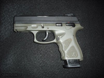 TAURUS TH9C 9MM LUGER (9x19 PARA)