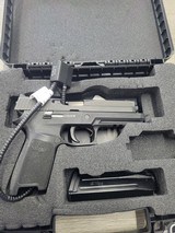 SIG SAUER P250F 9MM LUGER (9x19 PARA)