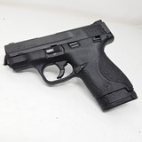 SMITH & WESSON m&p 40 shield
.40 S&W - 1 of 3