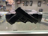 KELTEC P15 9MM LUGER (9x19 PARA)