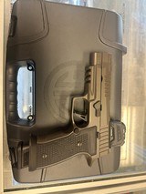 P320 AXG LEGION 9MM LUGER (9X19 PARA) - 1 of 3