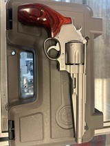 SMITH & WESSON 629 PERFORMANCE .44 MAGNUM - 2 of 3