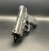 SMITH & WESSON M&P40 SHIELD .40 S&W - 3 of 3