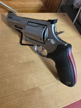 TAURUS TAURUS RAGING BULL .500 S&W MAG - 1 of 3