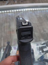 GLOCK G22 GEN 3 .40 S&W - 3 of 3