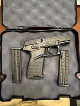 KELTEC P17 (BLK) .22 LR - 1 of 3