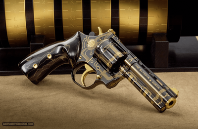 KORTH LIMITED EDITION BITCOIN REVOLVER
WITH CRYPTEX ROLL COMBO CASE AND HOLOGRAM (BLACK/GOLD) .357 MAG