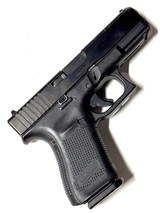 GLOCK G19 GEN 5
9MM LUGER (9x19 PARA) - 2 of 3