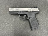 SMITH & WESSON SD40 2.0 .40 S&W - 1 of 3
