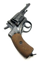 RUSSIAN SERVICE PISTOLS AND RIFLES 1895 7.62X38MMR - 3 of 3