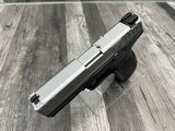 SMITH & WESSON SD40 VE .40 S&W - 3 of 3