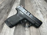SMITH & WESSON M&P 40 SHIELD PERFORMANCE CENTER M2.0 40 Smith & Wesson - 2 of 3