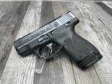 SMITH & WESSON M&P 40 SHIELD PERFORMANCE CENTER M2.0 40 Smith & Wesson - 1 of 3