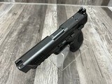Smith & Wesson M&P M2.0 Optic Ready 10MM - 3 of 3