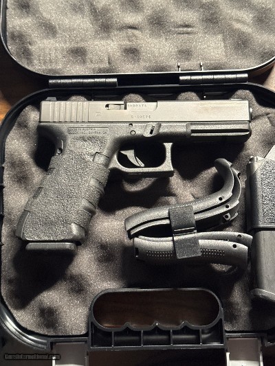 GLOCK G17 GEN 4 9MM LUGER (9x19 PARA)