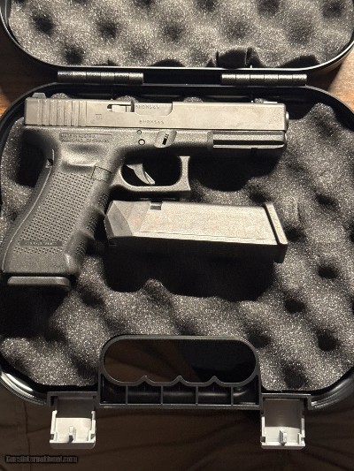 GLOCK G17 GEN 4 9MM LUGER (9x19 PARA)