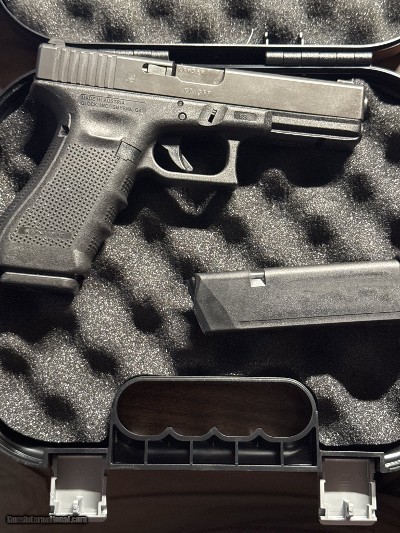 GLOCK G17 GEN 4 9MM LUGER (9x19 PARA)