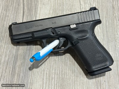 GLOCK G19 GEN 5
9MM LUGER (9x19 PARA)