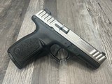 SMITH & WESSON SD40 2.0 .40 S&W - 2 of 3