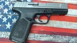 SMITH & WESSON SD40 VE 10MM/.40 S&W - 1 of 3
