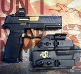 SIG SAUER P365 XMACRO 9MM LUGER (9x19 PARA) - 1 of 2