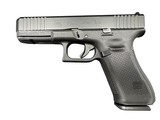 GLOCK 17 GEN 5 .40 S&W - 2 of 3