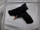 SPRINGFIELD ARMORY XD .40 S&W - 1 of 3