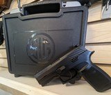 SIG SAUER P320 NITRON CARRY 9MM LUGER (9X19 PARA) - 1 of 3