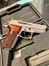 SIG SAUER E29 9MM LUGER (9X19 PARA)
