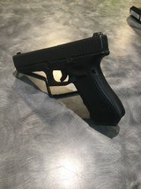 GLOCK glock 17 gen 4 9MM LUGER (9x19 PARA) - 2 of 3