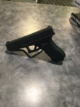 GLOCK glock 17 gen 4 9MM LUGER (9x19 PARA) - 2 of 3