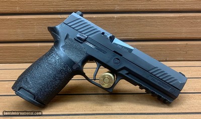SIG SAUER P320 9MM LUGER (9x19 PARA)