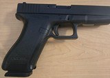 GLOCK G22 GEN 3 .40 S&W - 2 of 3
