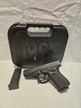 GLOCK G23 Gen 3 .40 S&W - 2 of 3