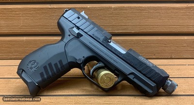 RUGER SR22P .22 LR