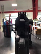 REMINGTON 1911 R1 .45 ACP - 1 of 3