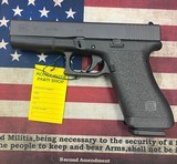 GLOCK G17 GEN 1 9MM LUGER (9X19 PARA) - 2 of 3