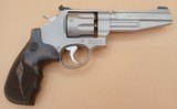 SMITH & WESSON 627 PERFORMANCE .357 MAG - 2 of 3