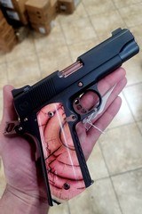 NIGHTHAWK CUSTOM Lady Hawk 2.0 .45 ACP - 1 of 2