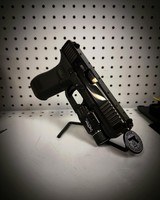 GLOCK 22 Gen 5 Black Mirror Finish .40 CALIBER - 2 of 3