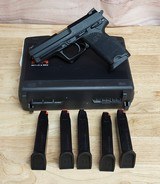 HECKLER & KOCH USP 45 .45 ACP - 1 of 3