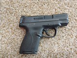 SMITH & WESSON M&P 40 .40 S&W - 2 of 3