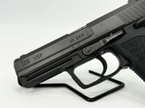 HECKLER & KOCH USP
.40 S&W - 2 of 3