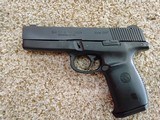 SMITH & WESSON SW9F 9MM LUGER (9x19 PARA)