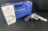 SMITH & WESSON 986 PRO PERFORMANCE 9MM LUGER (9X19 PARA) - 2 of 3